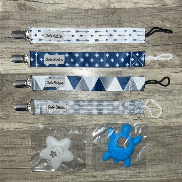 NEW Baby Pacifier Clips Set & Teething Toys - Picture 1 of 3